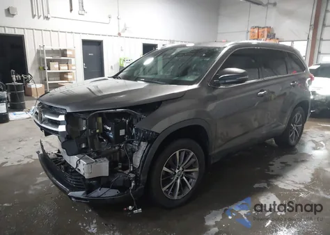 2019 Toyota Highlander Xle из США, поврежденный, VIN 5TDKZRFH6KS342620